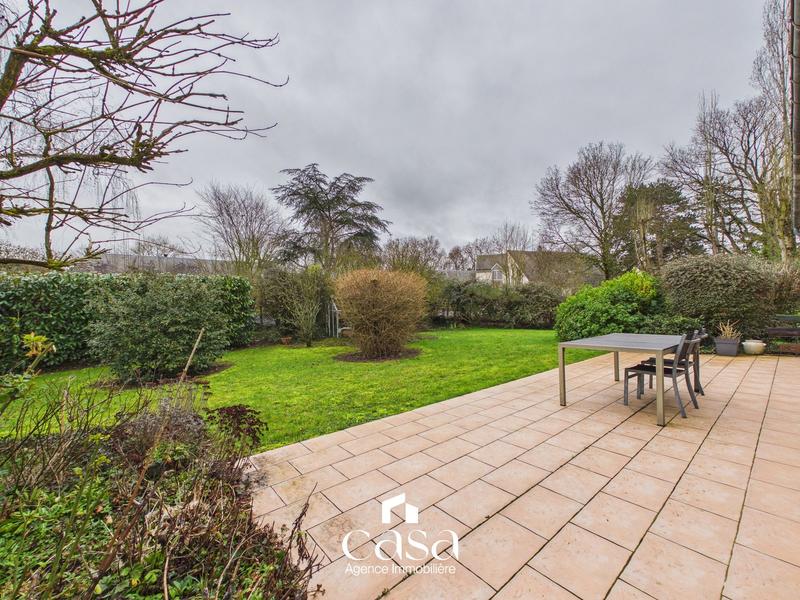 Maison traditionnelle - 128 m² - 6 pièces