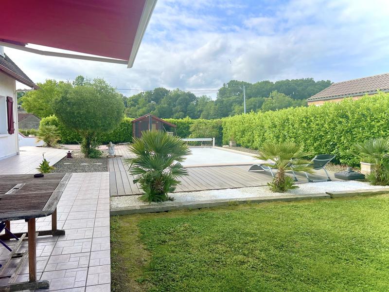 Villa - 176 m² - 6 pièces