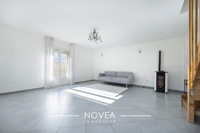 Maison - 140 m² - 6 pièces