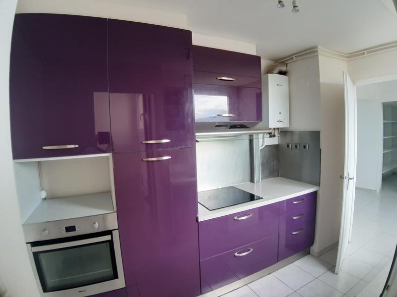 Appartement - 81 m² - 5 pièces