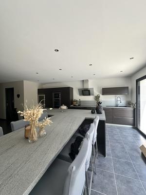 Maison - 152 m² - 6 pièces