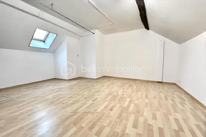 Maison en pierre - 65 m² - 3 pièces