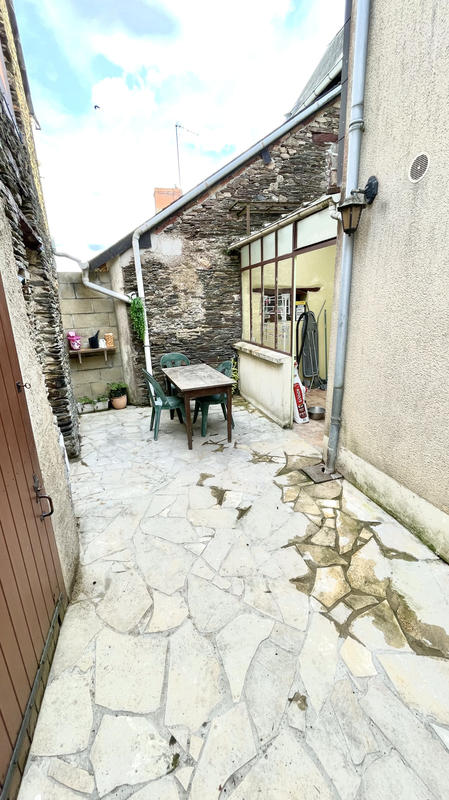 Maison - 93 m² - 4 pièces
