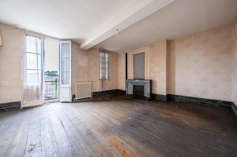 Maison en pierre - 200 m² - 8 pièces