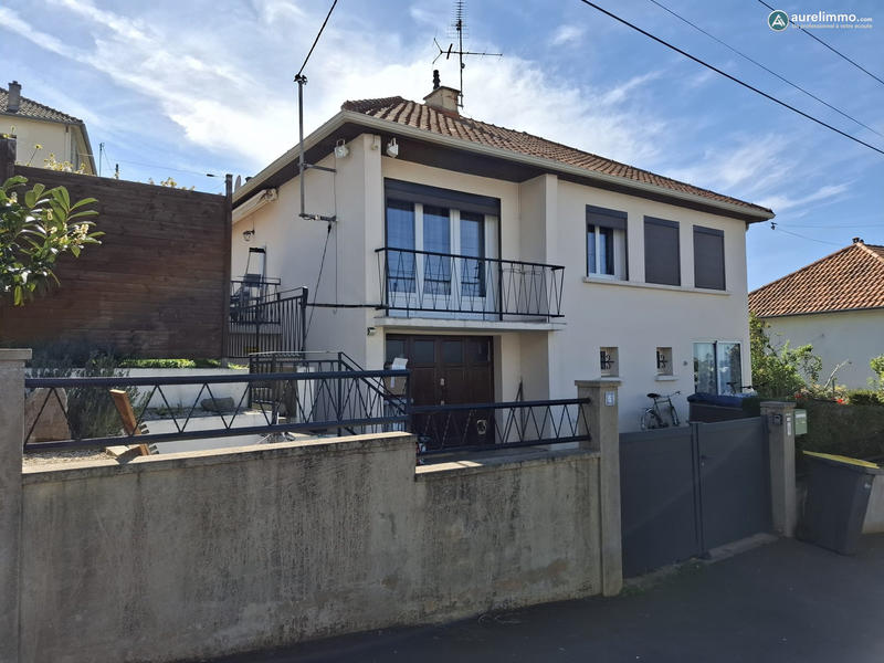 Maison - 120 m² - 4 pièces