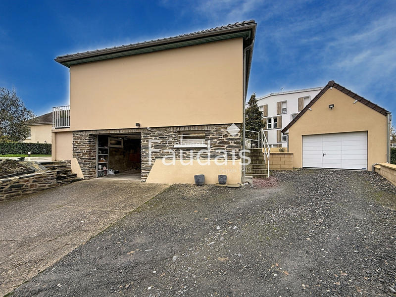 Maison - 130 m² - 5 pièces