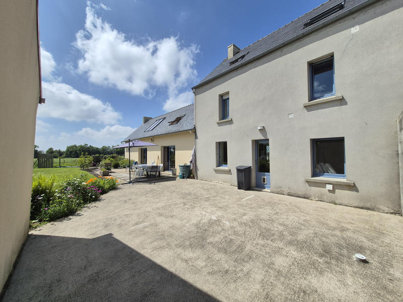 Maison - 158 m² - 7 pièces