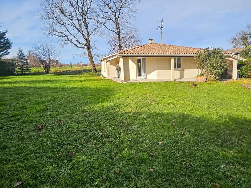 Maison - 92 m² - 4 pièces