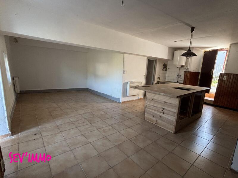 Maison - 90 m² - 4 pièces