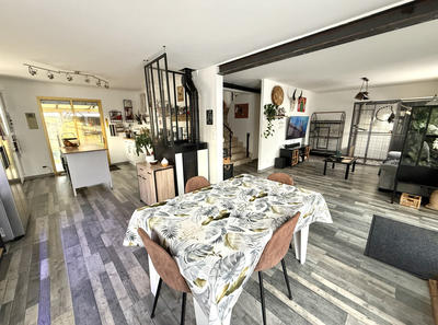 Maison - 154 m² - 6 pièces