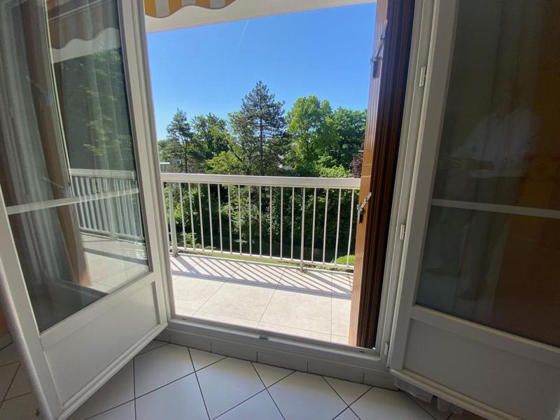 Appartement - 90 m² - 3 pièces