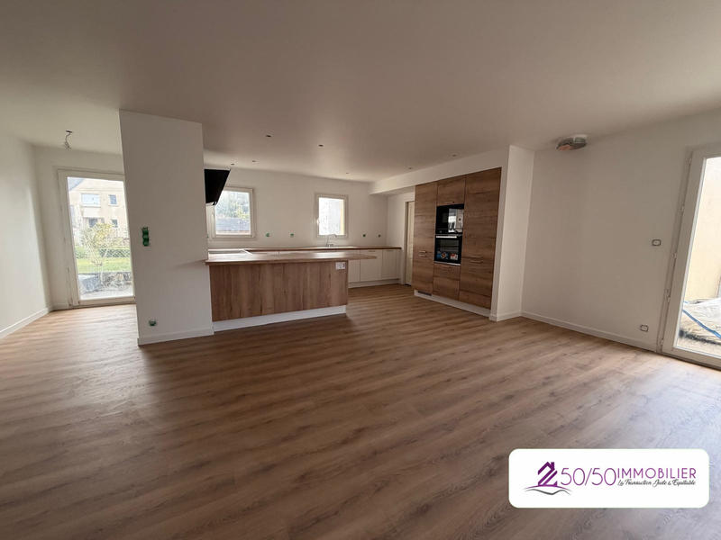 Maison - 110 m² - 4 pièces