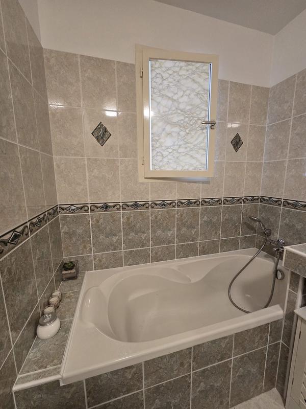 Maison traditionnelle - 136 m² - 7 pièces