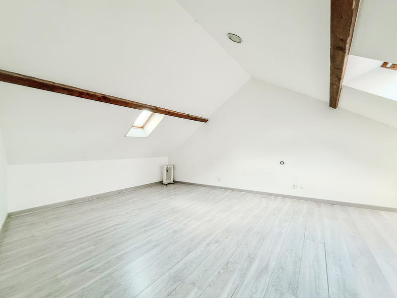 Maison - 85 m² - 4 pièces