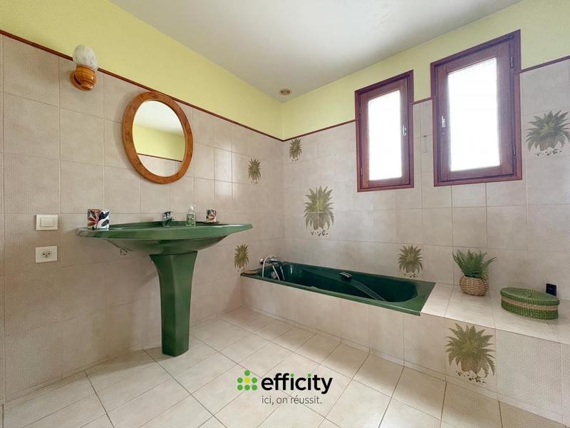 Maison - 188 m² - 7 pièces