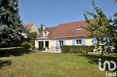 Maison - 180 m² - 7 pièces
