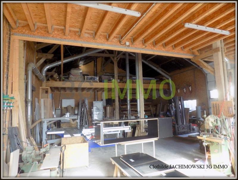 Maison - 212 m² - 10 pièces