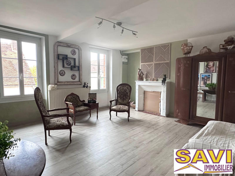 Maison ancienne - 213 m² - 6 pièces