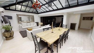 Maison contemporaine - 243 m² - 6 pièces