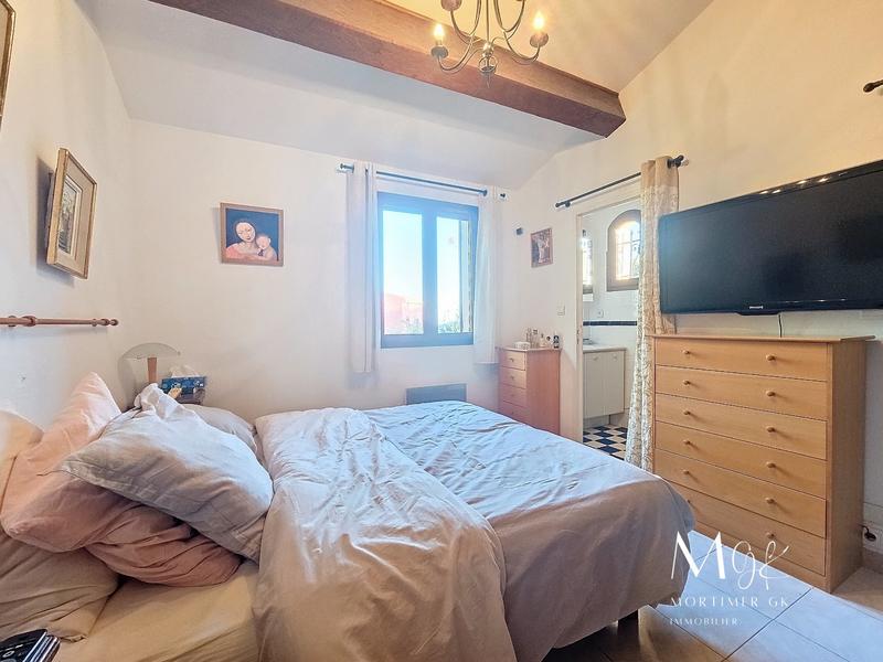 Maison - 180 m² - 8 pièces