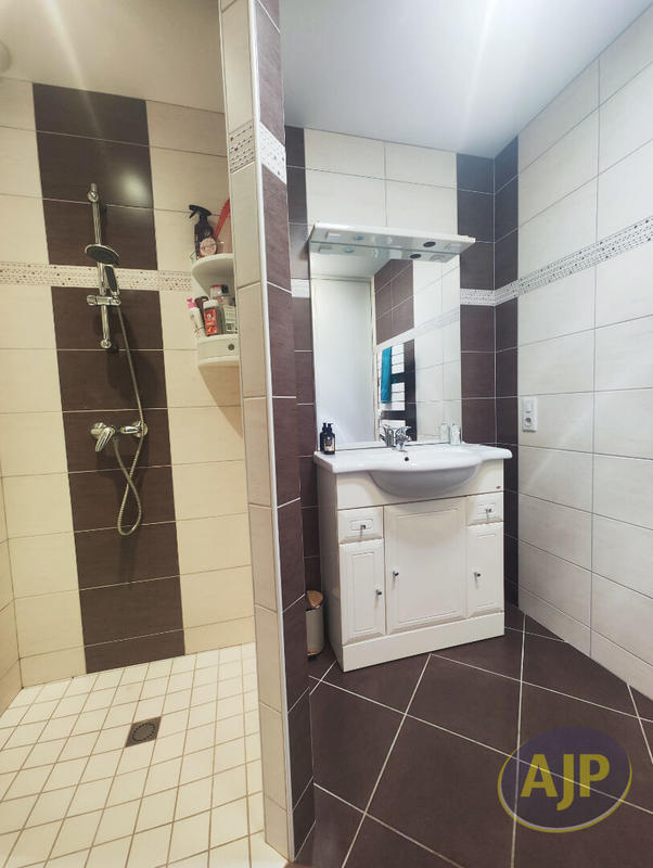 Maison - 67 m² - 3 pièces