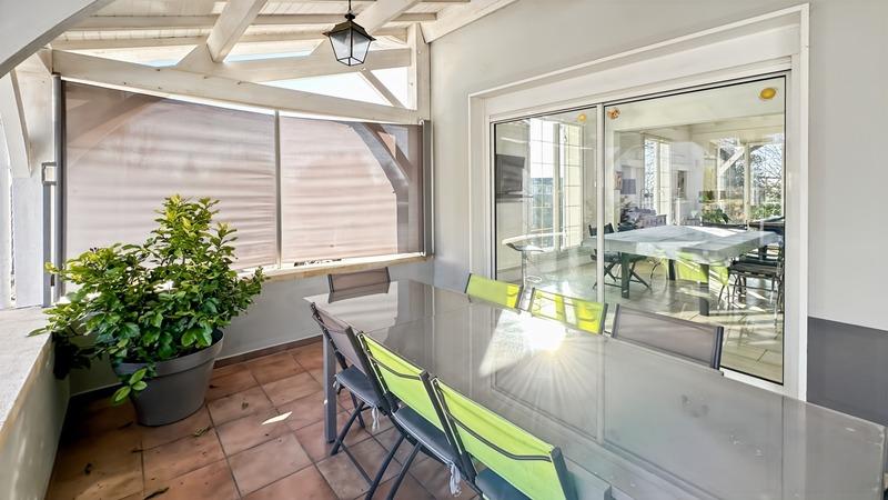 Maison - 205 m² - 6 pièces