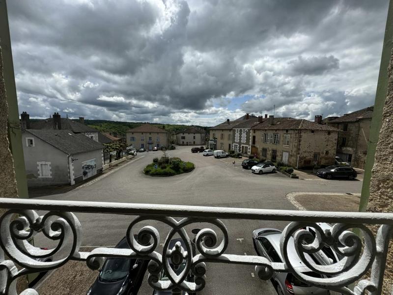 Maison - 200 m² - 8 pièces