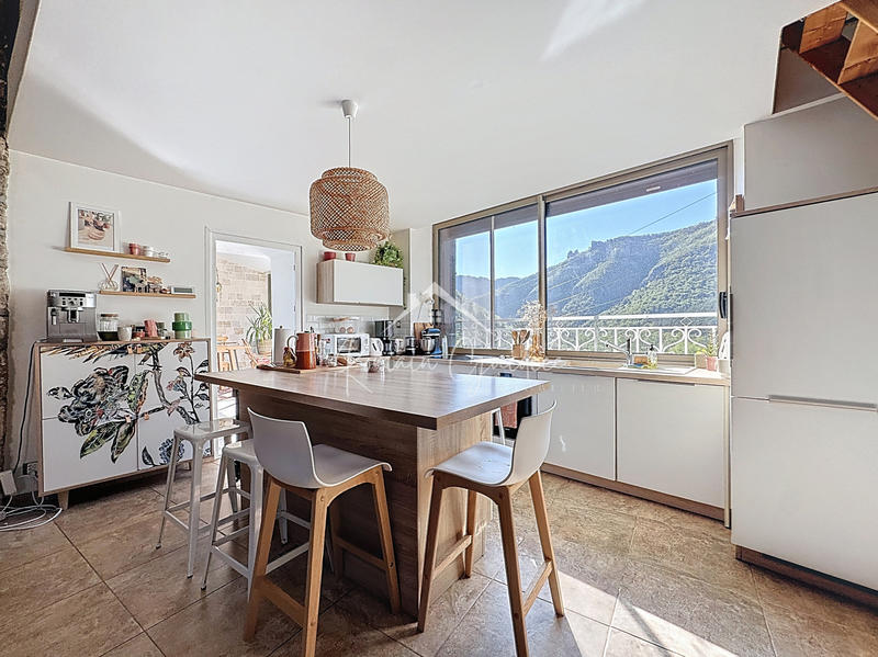 Maison - 145 m² - 5 pièces