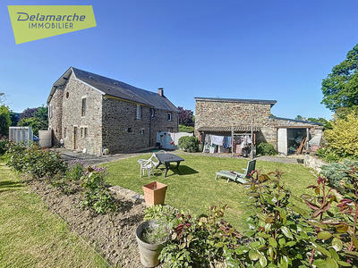 Maison - 204 m² - 9 pièces