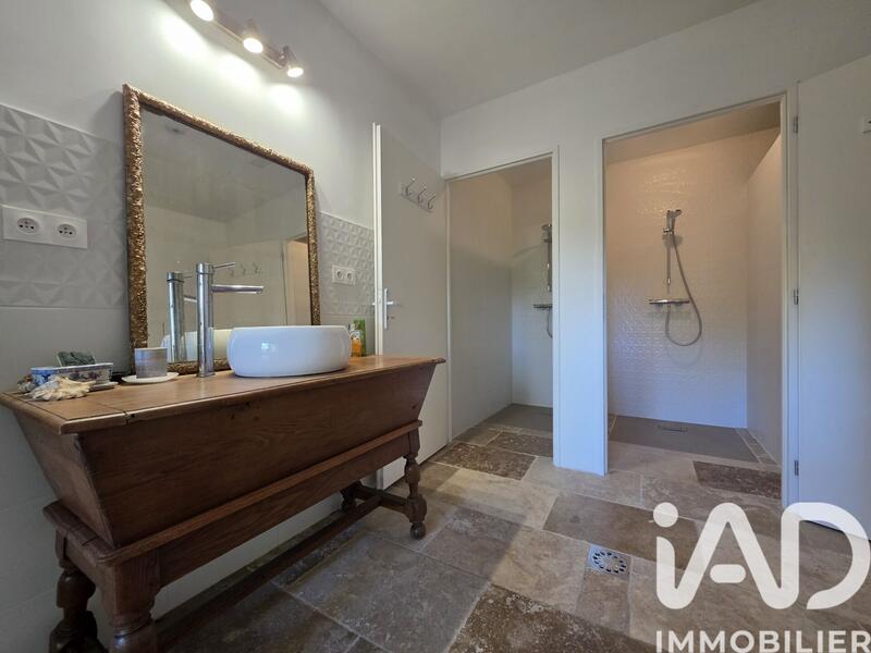 Ferme - 245 m² - 9 pièces