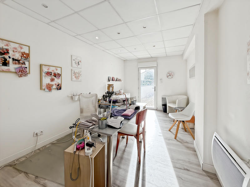 Maison - 180 m² - 6 pièces