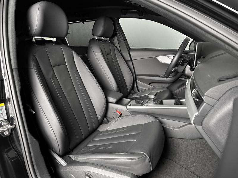Audi A4 Avant Quattro 40 Tdi 204ch s-Tronic Mhev Ja18p Virtual Cockpit Cuir Chauf Camera Carplay Gps