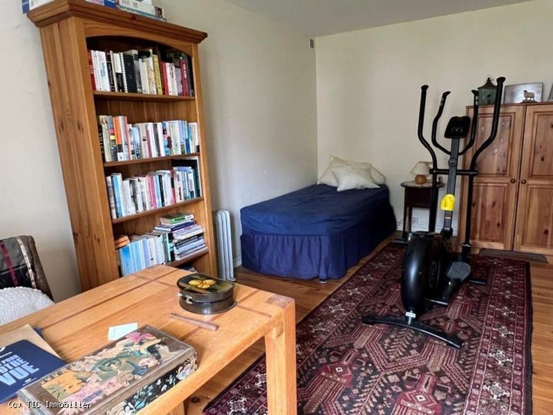 Maison - 270 m² - 11 pièces