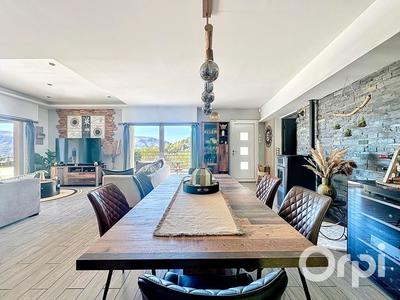 Maison - 133 m² - 4 pièces