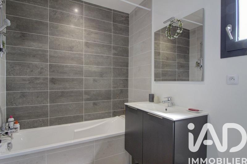 Maison - 87 m² - 4 pièces