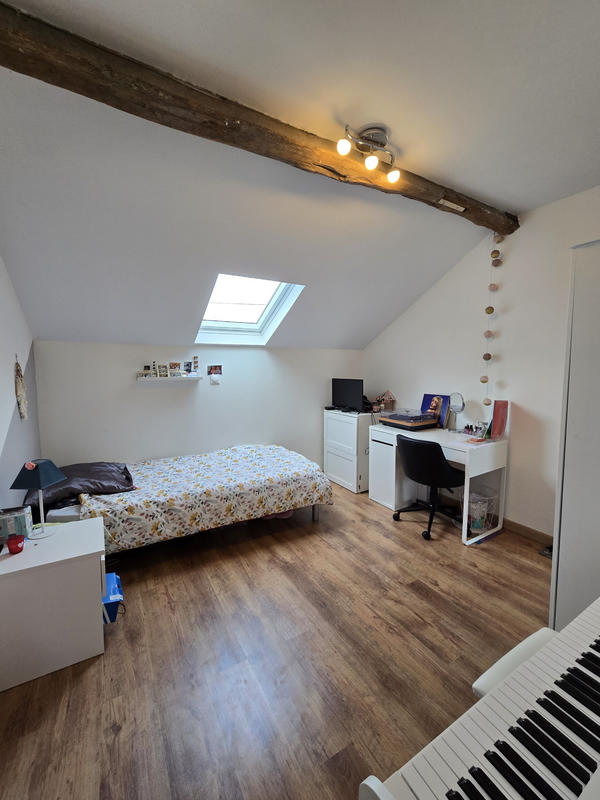 Maison - 97 m² - 5 pièces