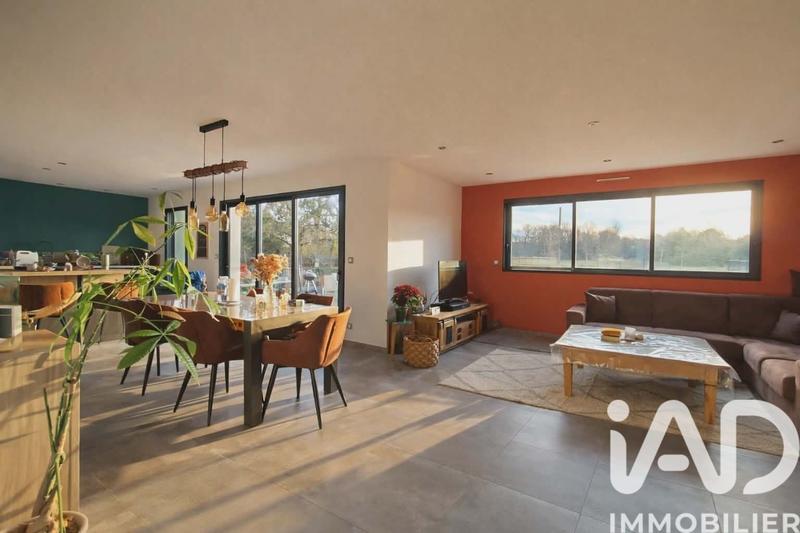 Maison - 139 m² - 6 pièces