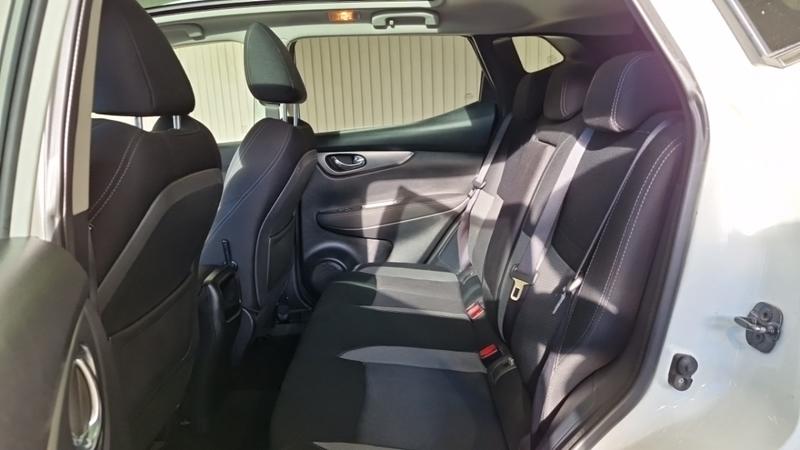 Nissan Qashqai 1.2 Dig-T 115 n-Connecta