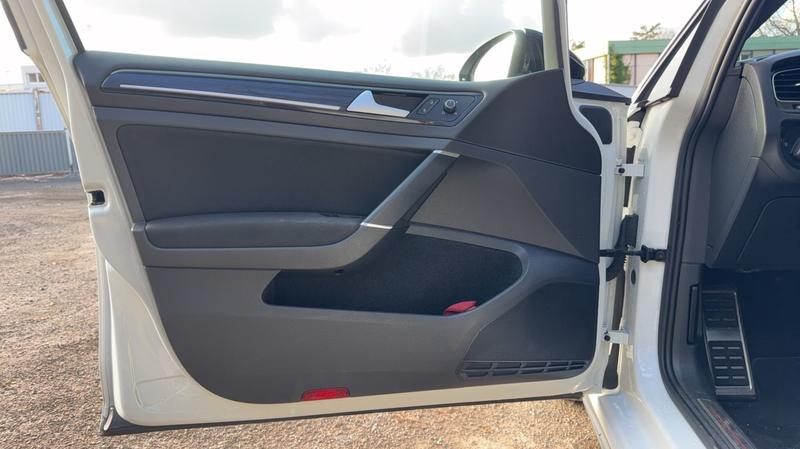 Volkswagen Golf 2.0 Tfsi 230 Dsg6 Gti Performance