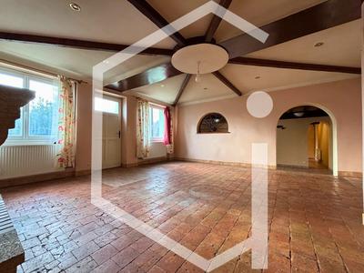 Maison - 174 m² - 5 pièces