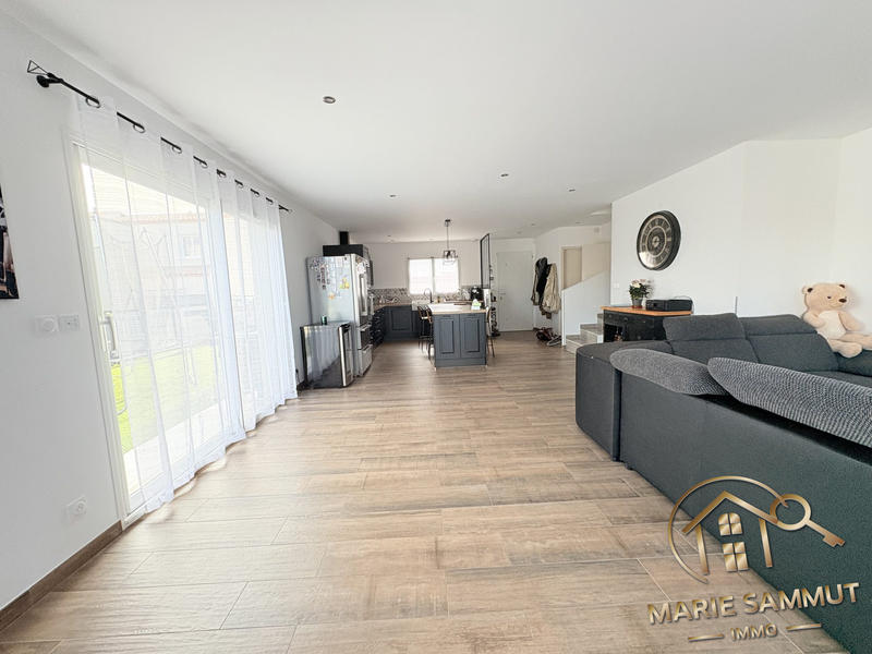 Maison - 141 m² - 5 pièces