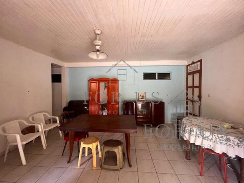 Maison - 100 m² - 6 pièces