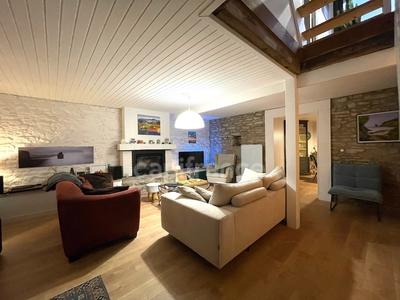 Maison de ville - 122 m² - 5 pièces