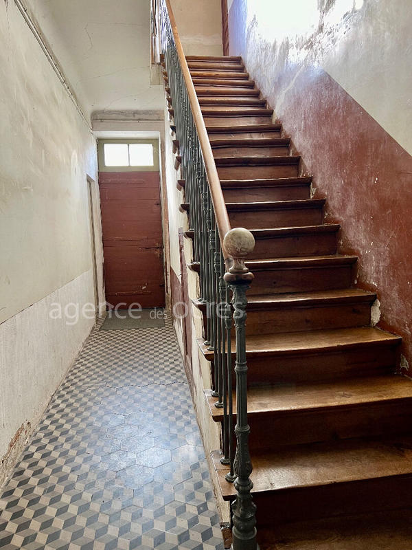 Immeuble - 7 pièces