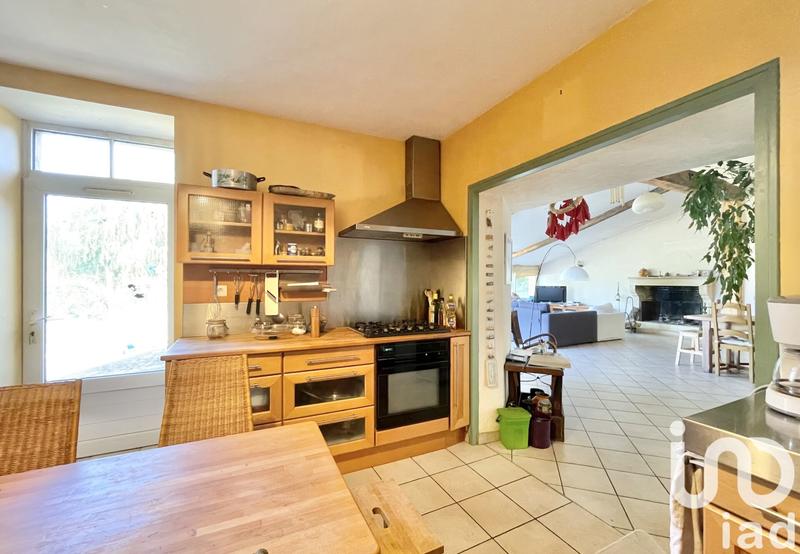 Maison - 342 m² - 10 pièces