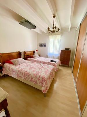 Villa - 190 m² - 8 pièces