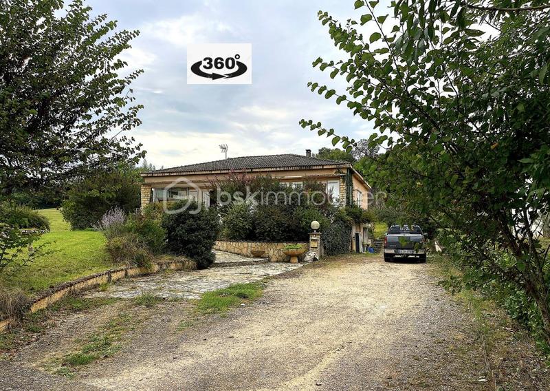 Villa - 140 m² - 5 pièces
