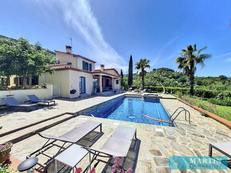 Villa - 185 m² - 9 pièces