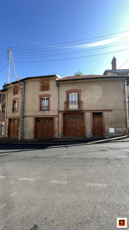Maison - 95 m² - 5 pièces