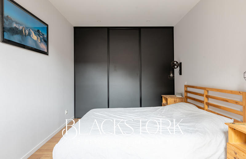 Maison - 196 m² - 7 pièces